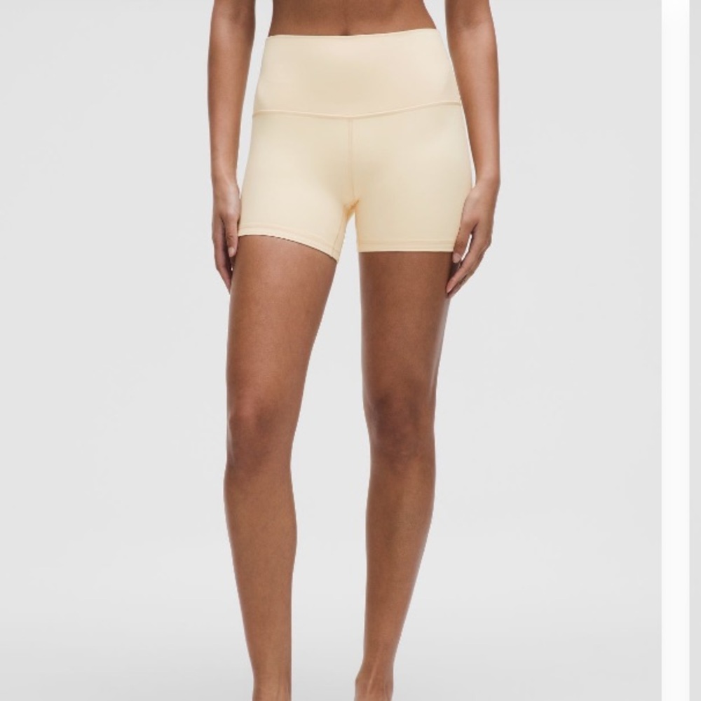 Align Shorts - Butter Yellow